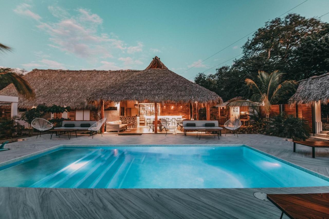 El Pez Surf Hotel Popoyo Exterior photo